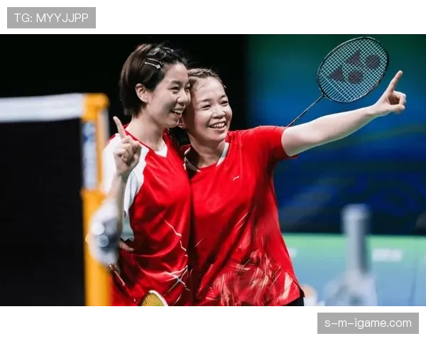 贾一凡携手队友再夺羽球桂冠，中国女双展现统治力