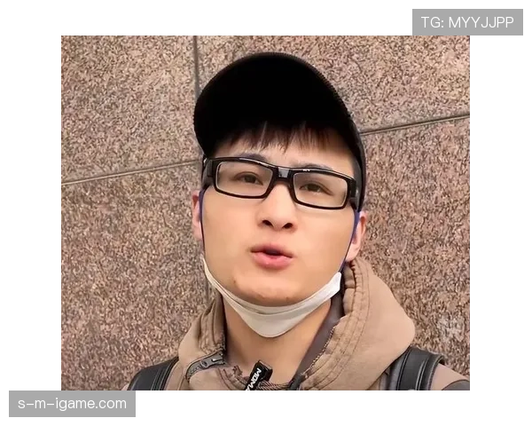 刘洋又出手了,这次连小时候的零花钱都能炫耀出来?太疯狂了吧!